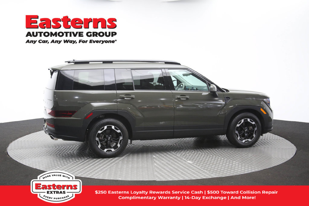 Used 2025 Hyundai Santa Fe SEL FWD image 47