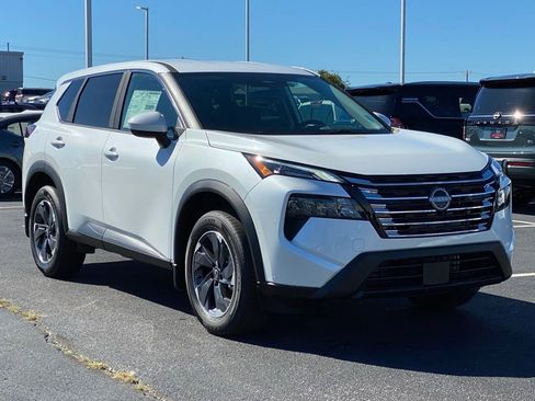 New 2026 Nissan Rogue SV image 2