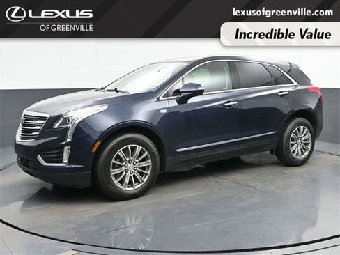 Used 2017 Cadillac XT5 Luxury w/ Driver Awareness Package image 4