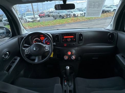Used 2011 Nissan Cube 1.8 S w/ Interior Illumination Pkg image 25