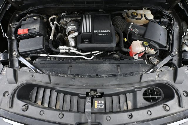 Used 2022 Chevrolet Suburban LT w/ Luxury Package AWD/4WD image 47