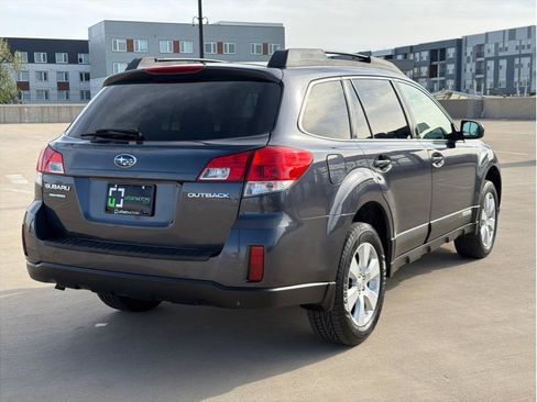 Used 2012 Subaru Outback 2.5i Premium image 8