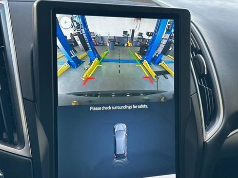 Used 2021 Ford Edge SEL image 19