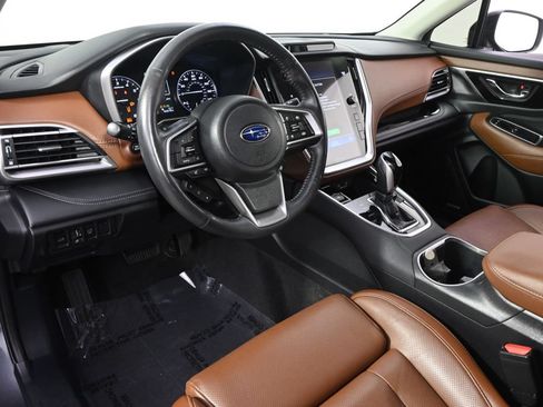 Used 2021 Subaru Outback Touring AWD/4WD image 11