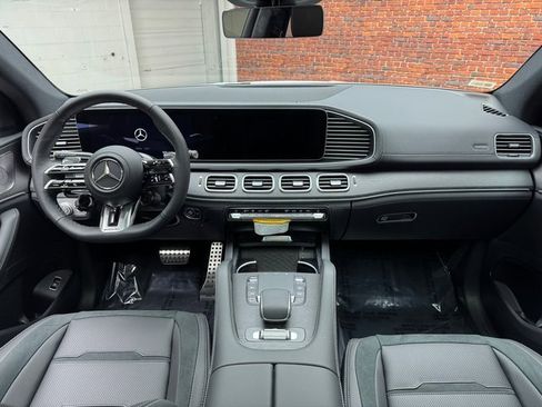New 2026 Mercedes-Benz GLE 53 AMG 4MATIC Coupe image 12