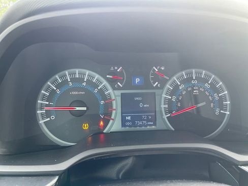 Used 2016 Toyota 4Runner Limited image 23