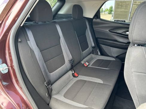 Used 2022 Chevrolet TrailBlazer LT w/ LPO, Blackout Package AWD/4WD image 20