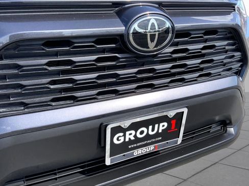 Used 2024 Toyota RAV4 XLE Premium FWD image 29