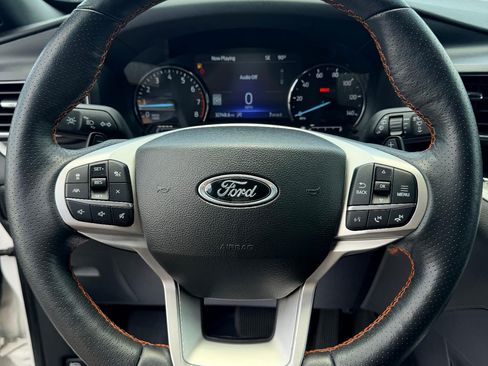Used 2023 Ford Explorer Timberline w/ Timberline Technology Package AWD/4WD image 16
