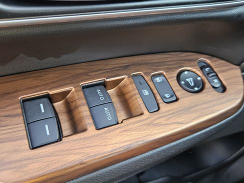 Certified 2021 Honda CR-V Touring image 36