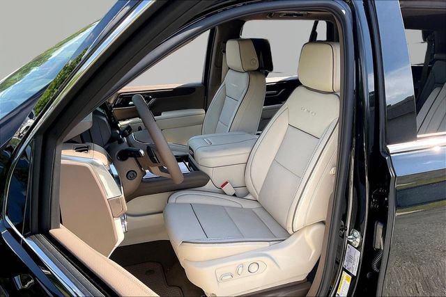 New 2026 GMC Yukon Denali w/ Advanced Technology Package AWD/4WD image 10