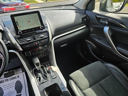 Used 2024 Mitsubishi Eclipse Cross SE image 13