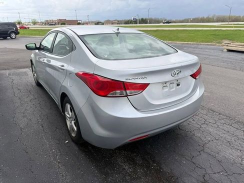 Used 2013 Hyundai Elantra GLS w/ Preferred Pkg FWD image 3