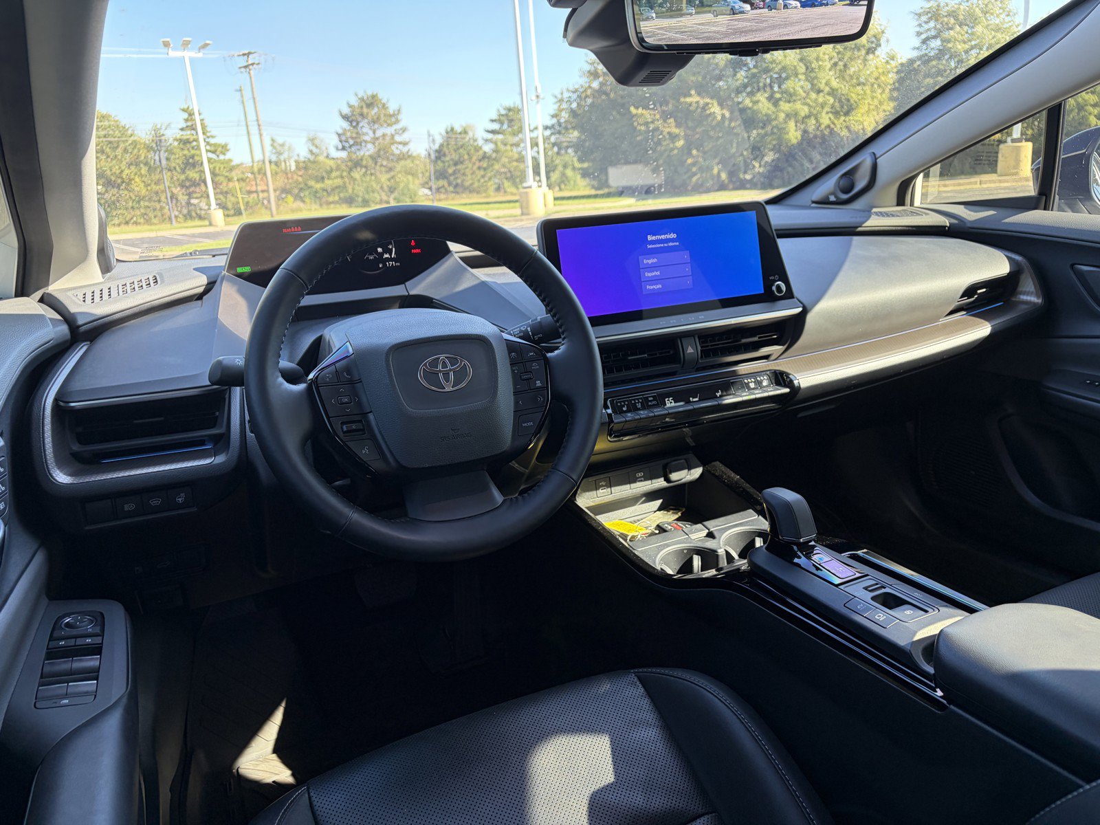 Used 2023 Toyota Prius Limited w/ Limited Premium Package AWD/4WD image 10