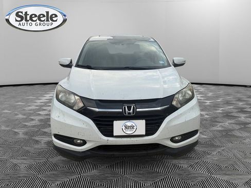 Used 2018 Honda HR-V EX image 8