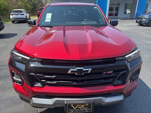 Used 2024 Chevrolet Colorado Z71 w/ Z71 Convenience Package 2 image 15