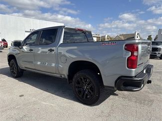 Used 2024 Chevrolet Silverado 1500 Custom Trail Boss w/ LPO, Dark Essentials Package video 2