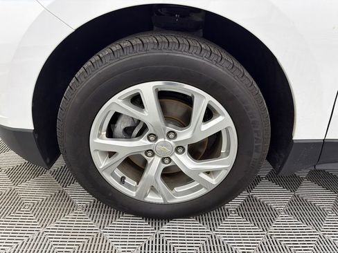 Used 2020 Chevrolet Equinox LT image 12