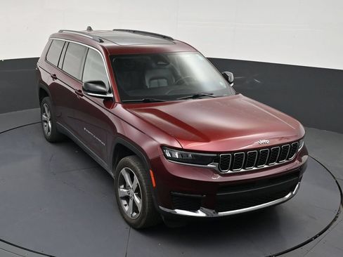 Used 2021 Jeep Grand Cherokee L Limited AWD/4WD image 18