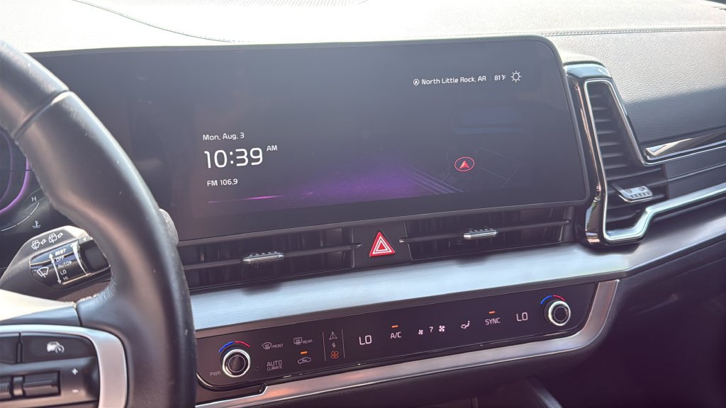 Used 2025 Kia Sportage EX FWD image 10