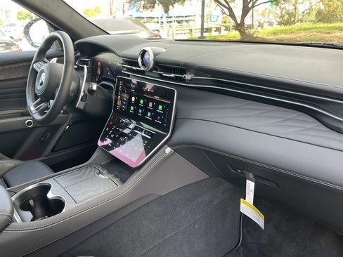 New 2025 Maserati Grecale Modena image 28