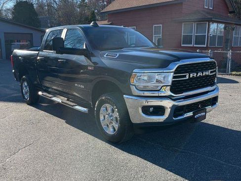 Used 2022 RAM 2500 Big Horn w/ Level C Equiment Group image 7
