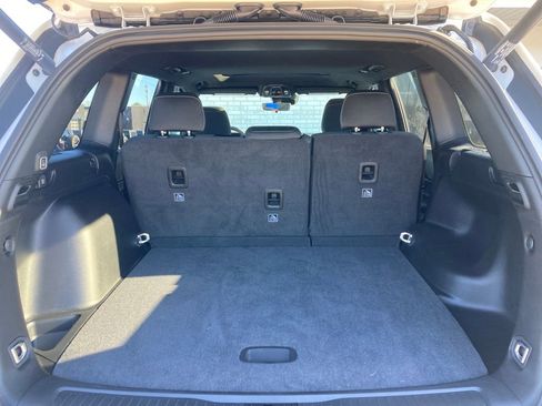 New 2025 Jeep Grand Cherokee 4WD image 22