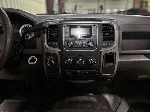Used 2018 RAM 3500 Tradesman w/ Chrome Appearance Group image 35