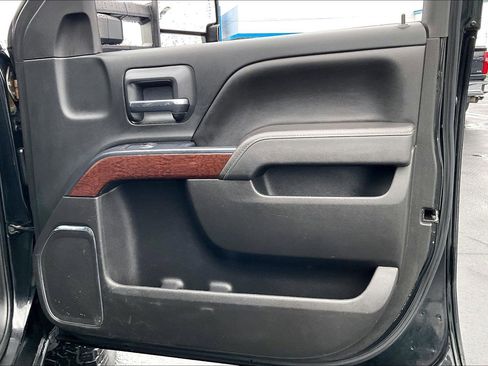 Used 2016 GMC Sierra 3500 SLT image 23