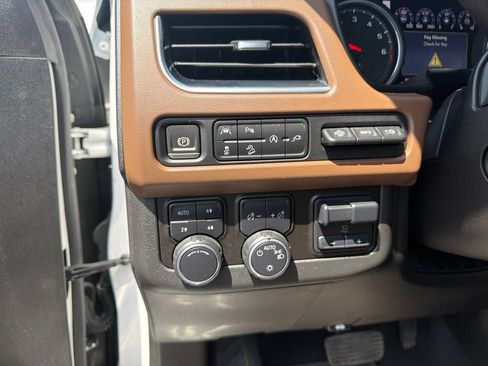 Used 2021 Chevrolet Tahoe High Country w/ Premium Package AWD/4WD image 21