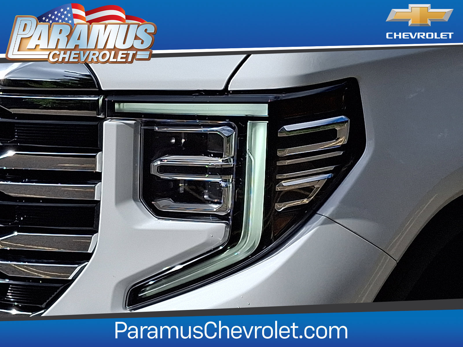 Used 2026 GMC Sierra 1500 SLT AWD/4WD image 9