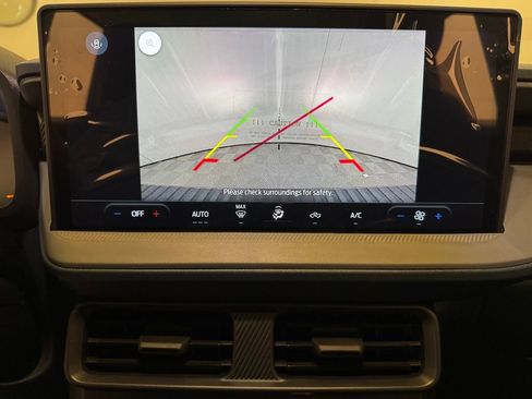 New 2026 Ford Maverick XL image 9