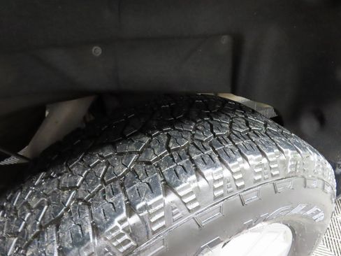 Used 2024 Chevrolet Silverado 2500 High Country image 41