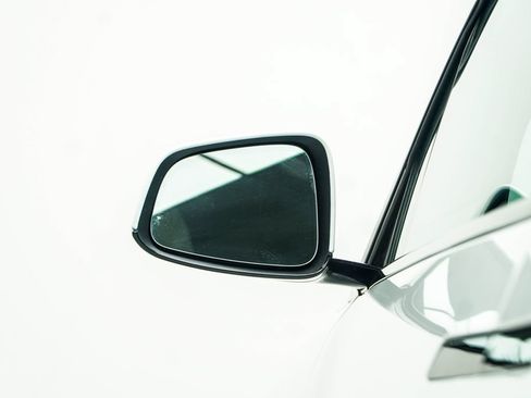 Used 2022 Tesla Model X Plaid AWD/4WD image 18