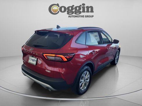 New 2026 Ford Escape Active w/ Cold Weather Package image 4