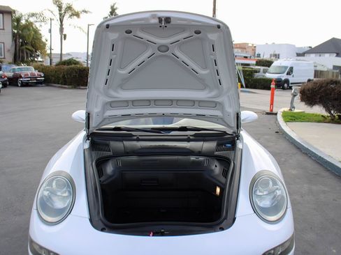 Used 2005 Porsche 911 Carrera RWD image 39