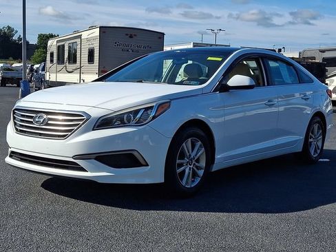 Used 2017 Hyundai Sonata SE FWD image 6