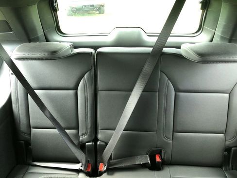 Used 2025 Chevrolet Tahoe LT image 20