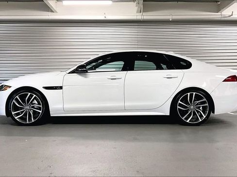 New 2024 Jaguar XF R-Dynamic SE image 3