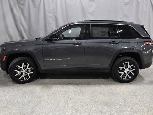 New 2025 Jeep Grand Cherokee Limited w/ Trailer Tow Package image 6
