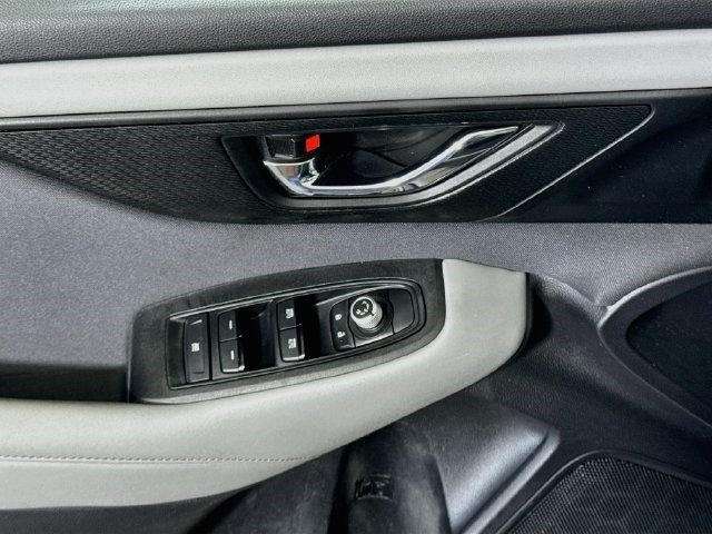 Used 2023 Subaru Outback Premium AWD/4WD image 23