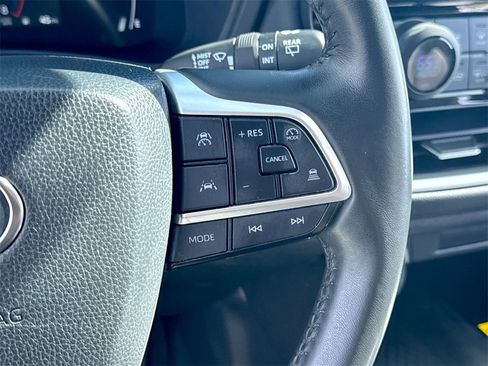 Used 2024 Toyota Grand Highlander XLE image 15