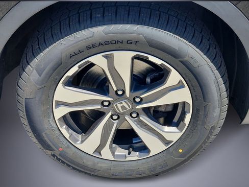 Used 2018 Honda CR-V LX image 8