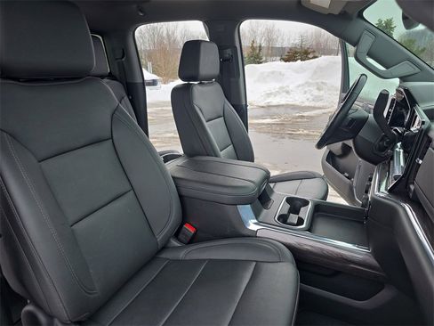 Certified 2024 Chevrolet Silverado 2500 LTZ w/ LTZ Convenience Package image 10