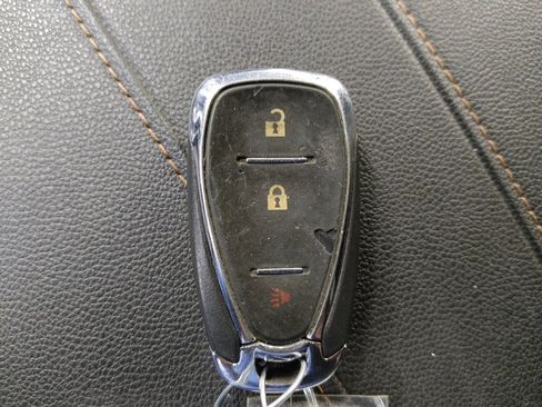 Used 2019 Chevrolet Traverse LS image 32