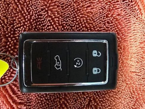 Used 2024 Jeep Wagoneer 4WD w/ Rear Seat Video Group 1 image 42