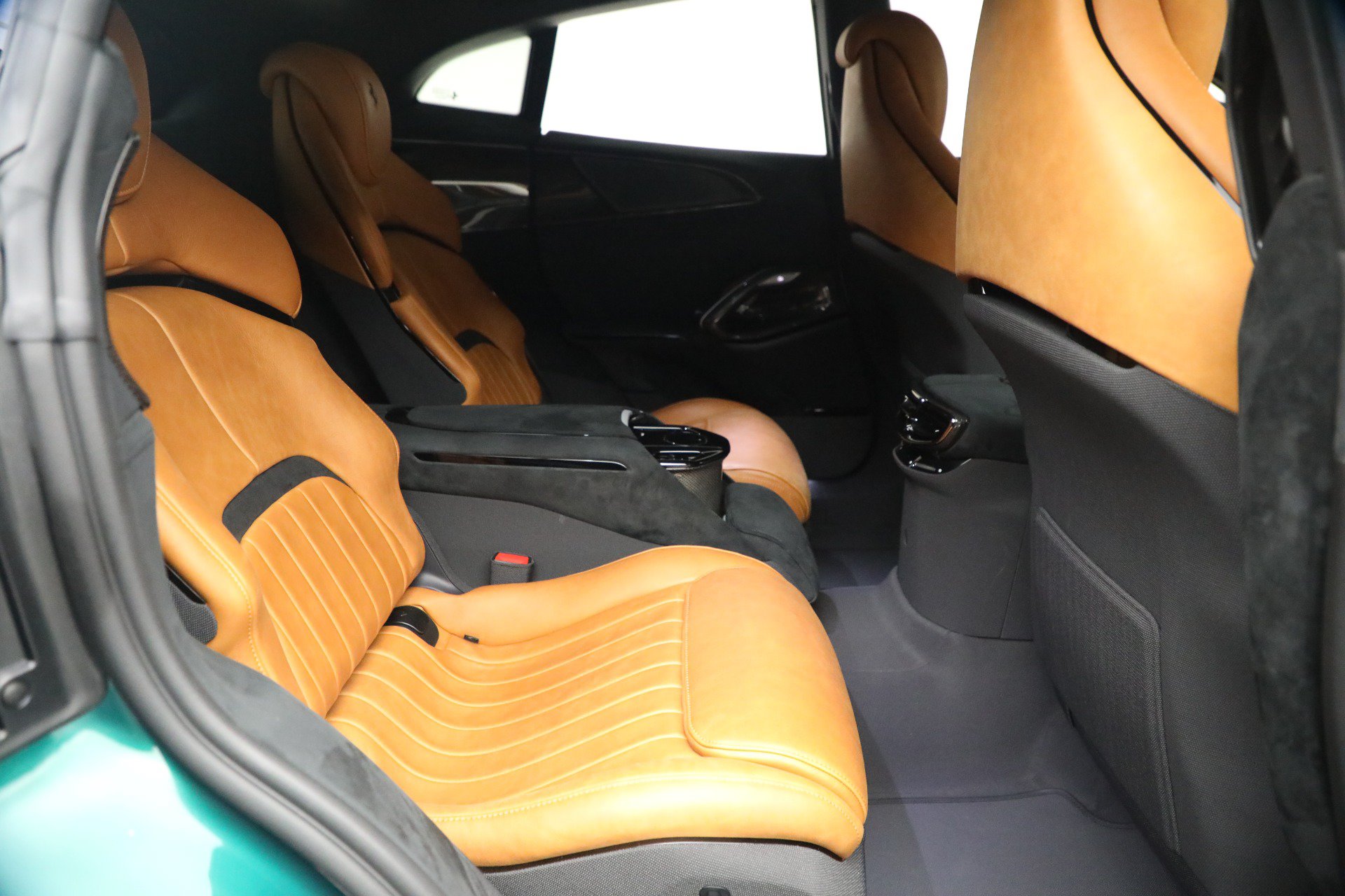 Certified 2026 Ferrari Purosangue AWD/4WD image 23