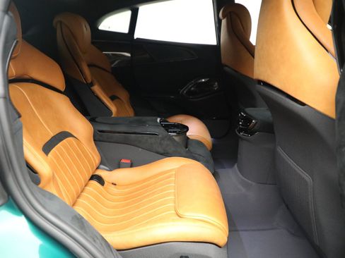 Certified 2026 Ferrari Purosangue AWD/4WD image 23