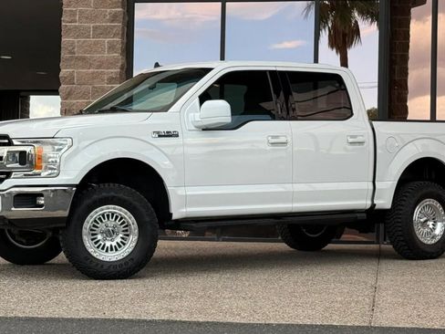 Used 2019 Ford F150 XLT w/ Trailer Tow Package AWD/4WD image 3