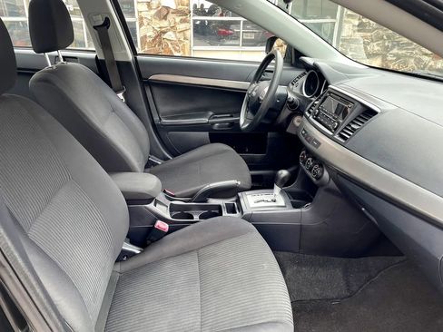 Used 2015 Mitsubishi Lancer ES image 12
